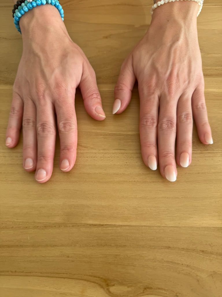 Aurora Nails